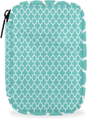 Mint White Quatrefoil Pattern Pill Case Weekly Medicine Organizer with Travel Bag Seven-Day Pill Box Vitamin Supplement Box Fish Oil Pills Holder