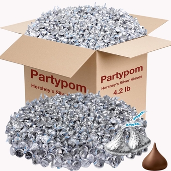 Hershey's Kisses Milk Chocolate Candy Bulk, 4.2 Lbs - Box of Silver Foil Wrapped Kisses Chocolate Candy, Individually Wrapped Party Candies for Goodie Bags, Pinata, Candy Bowls, Candy Jars, Movie Nights, Weddings